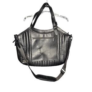 Beis The Expandable Overnighter Bag